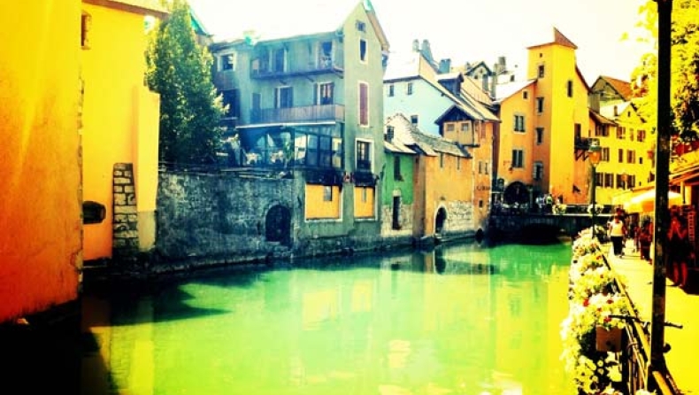 Νέο "πολυεργαλείο" για τις διακοπές