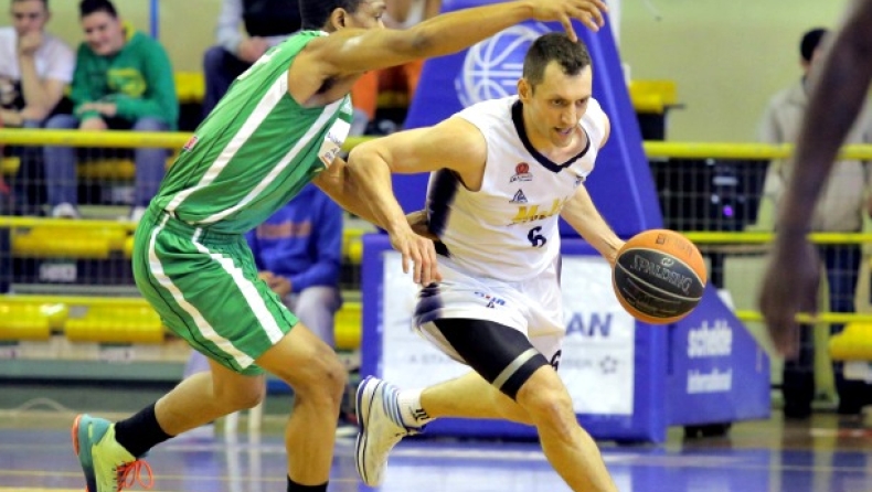 Κουμπούρας: «Σοβαροί απέναντι στην ΑΕΚ»