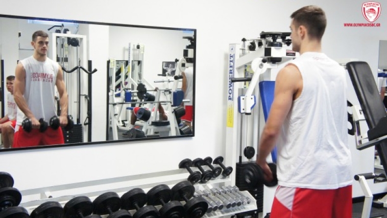 Χειρουργήθηκε ο Παπαπέτρου (pics)