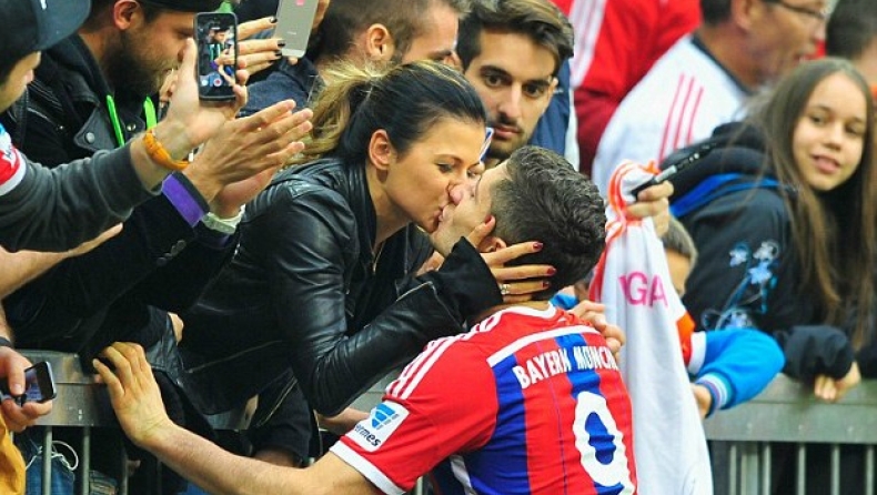 Γκολ και... φιλί ο Λεβαντόφσκι!