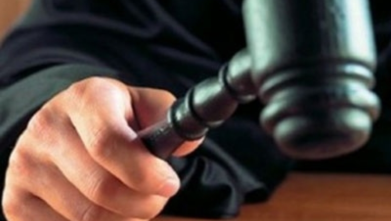 Παππούς-τέρας βίαζε τα εγγόνια του