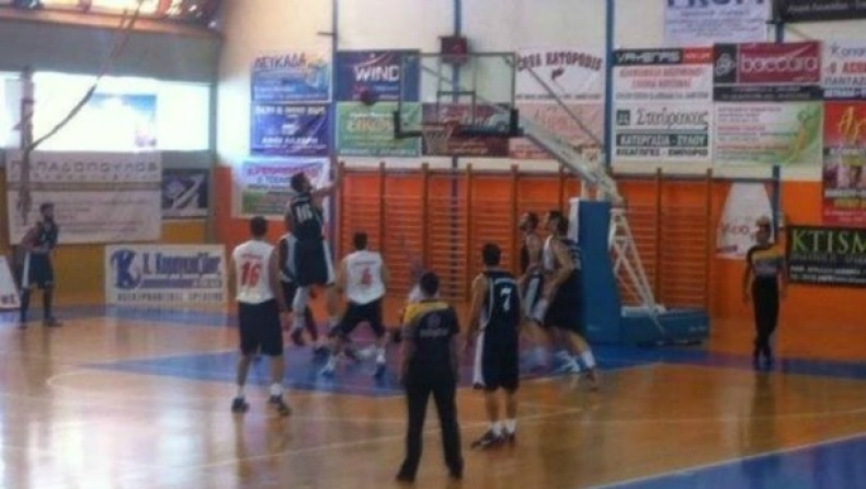 Τα βλέμματα στο Ιβανώφειο, εντός ο Αρκαδικός