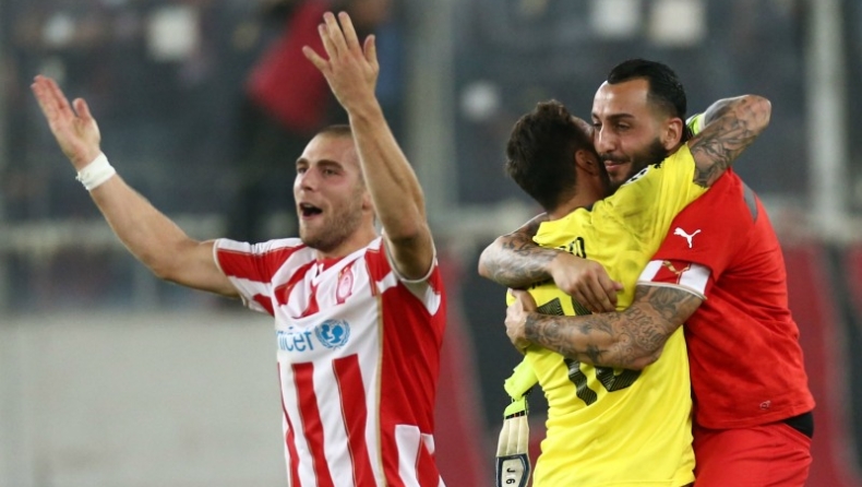 Τα πρώτα... κανόνια του Ολυμπιακού (vids)