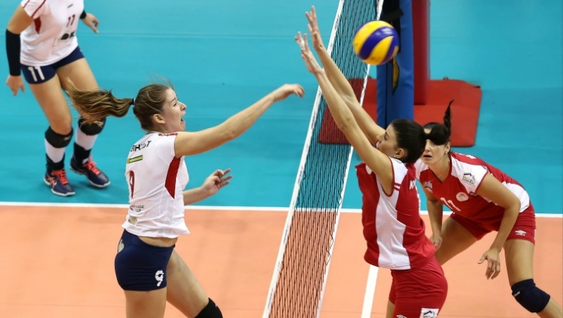 Έχασε και μόνο με θαύμα περνάει ο Ολυμπιακός