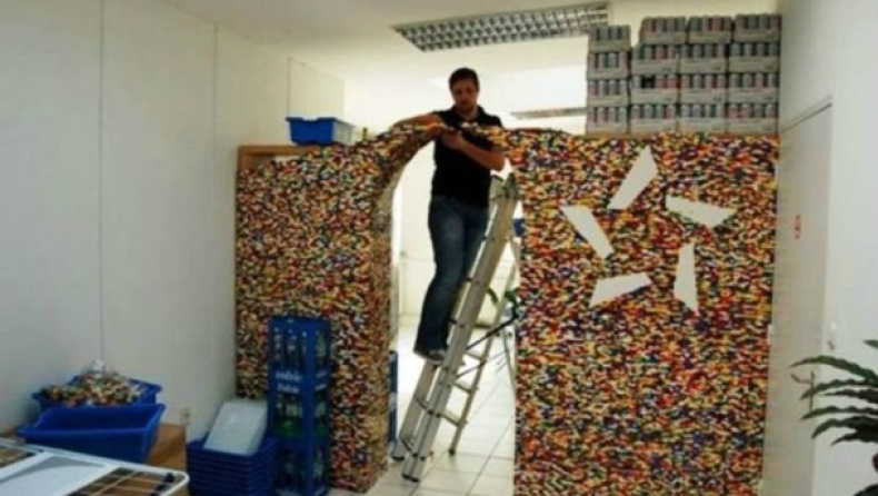 Ένας τοίχος από Lego (pics)