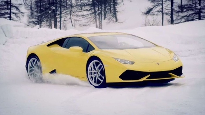 Drift στον πάγο με Lamborghini Huracan (video)