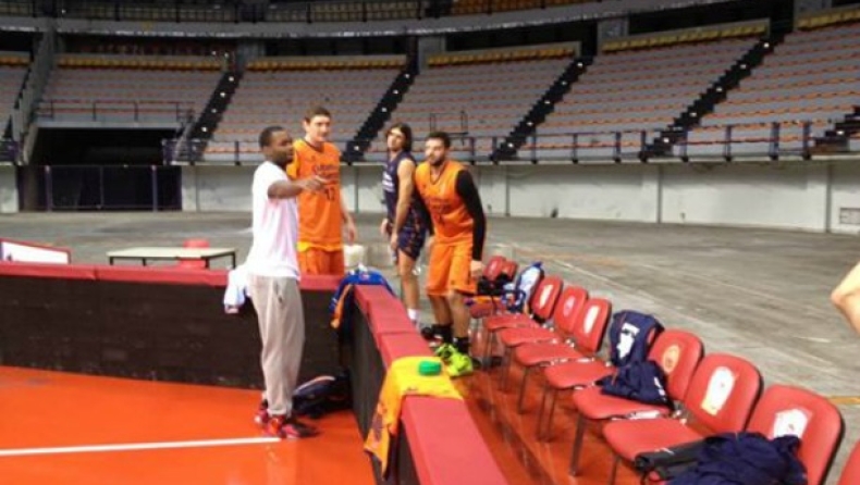 Ο Λαφαγέτ υποδέχεται τη Βαλένθια (vid)