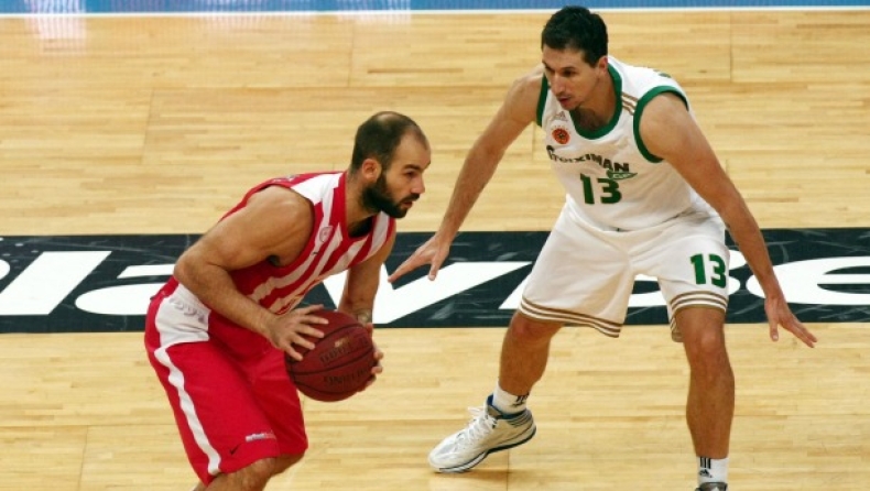 Όλα τα βλέμματα στο ΣΕΦ