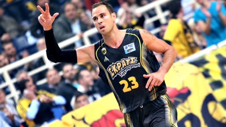 Ίνγκλις: «Συνεχίζω στα κιτρινόμαυρα» (pics)