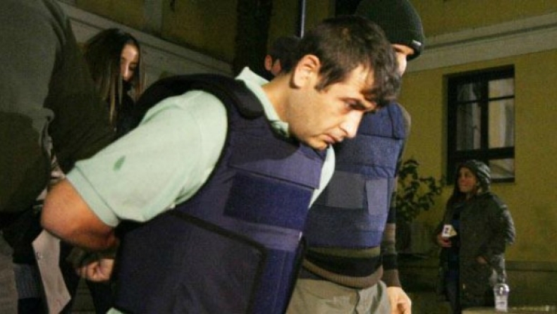 Την Τρίτη θα απολογηθεί ο πιστολέρο του Μικρολίμανου