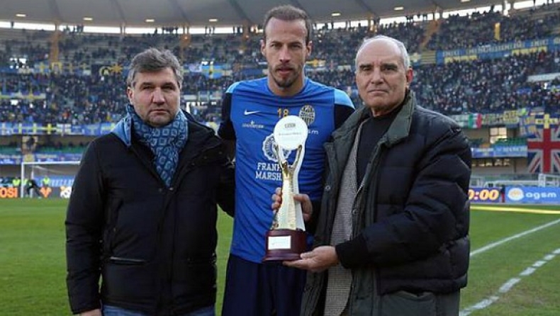 Βραβείο ζωής για τον Μόρα (vid)