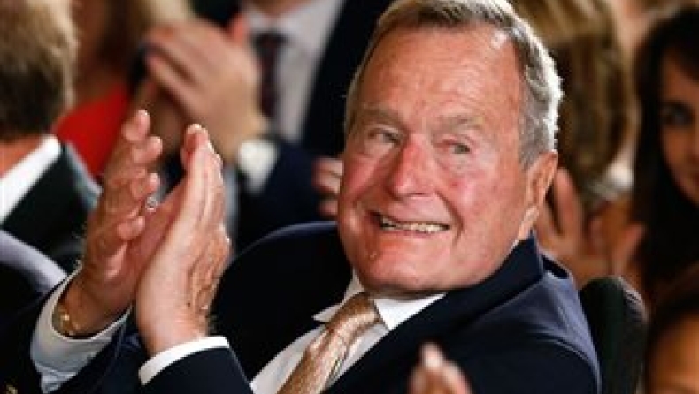 Προληπτικά παραμένει στο νοσοκομείο ο Μπους