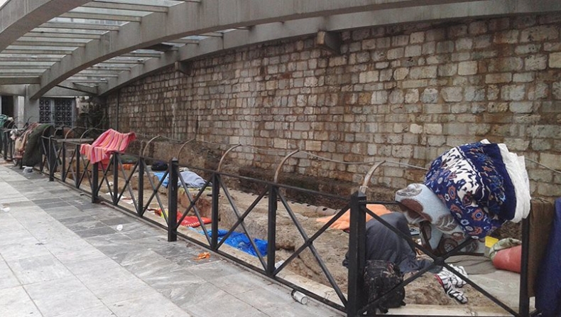 SOS από τους Σύριους στο Σύνταγμα (pics)