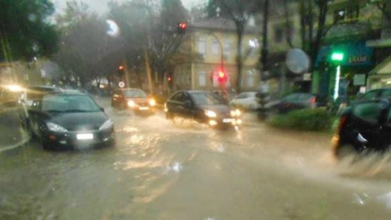 Άγριο κύμα κακοκαιρίας! (pics)