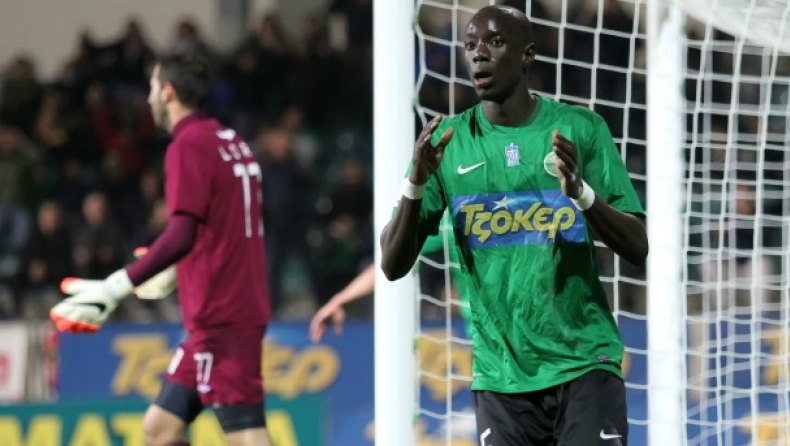 Εμπό: «Ο Ναγιάρ με είπε μαύρη μαϊμού»