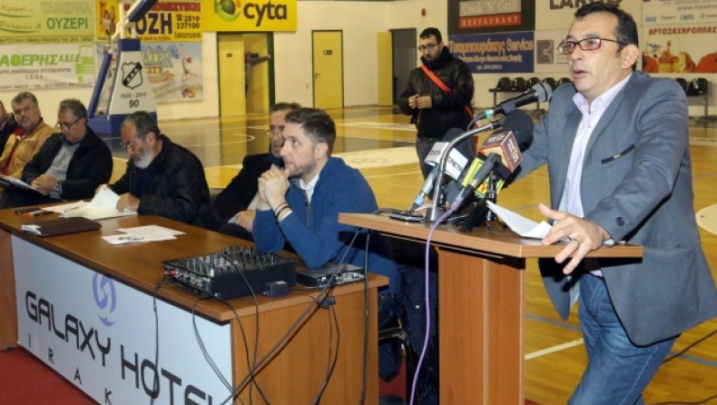 Παραιτήθηκε ο Μανουσάκης από τον ΟΦΗ