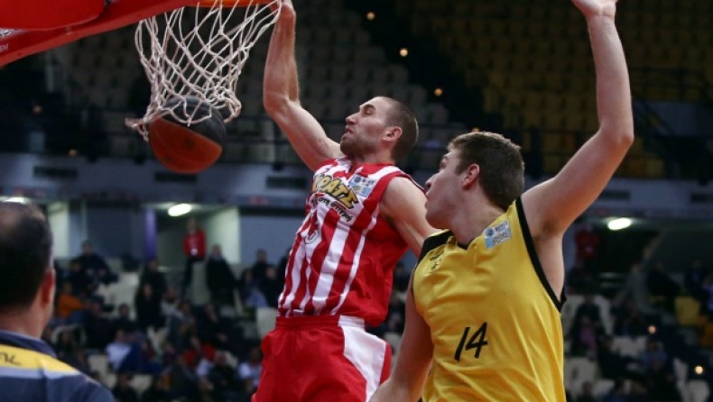 Σα να παίζουν με έξι παίκτες