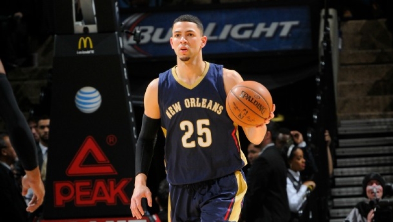 Στους Κλίπερς και ο γιος Ρίβερς