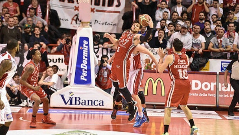 Πιστόια - Αρμάνι Τζινς Μιλάνο 73-79 (pic)