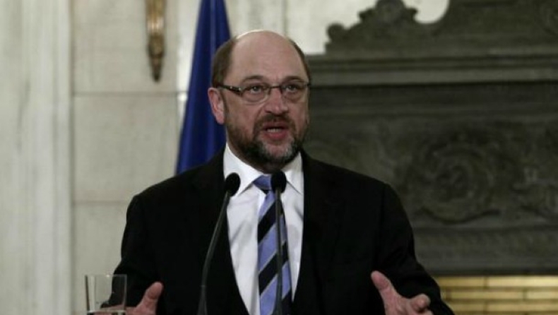 Μάρτιν Σουλτς: «Ανεύθυνη η Ελλάδα αν δεν συνεργαστεί»