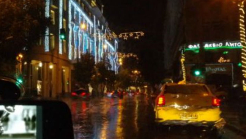 Xαλάει ο καιρός, βροχές και καταιγίδες