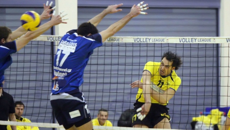 Αναβολή και στις τρεις υποθέσεις