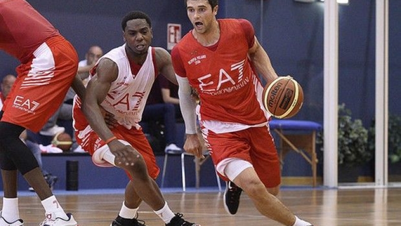 Αποχώρησε από το Μιλάνο ο Μίτσαμ