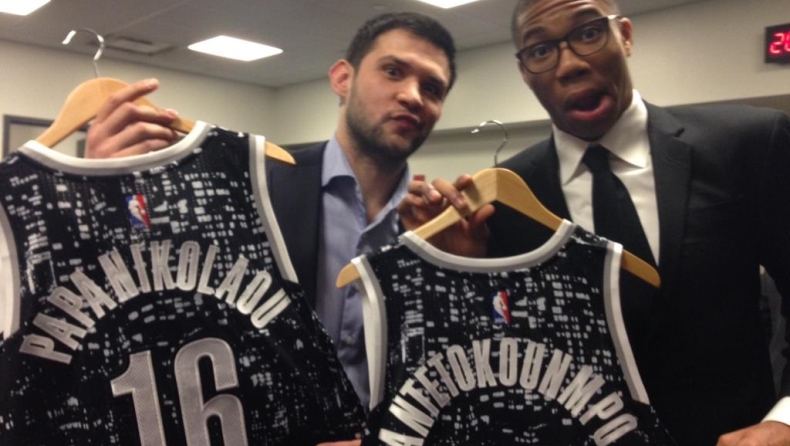 Με τη σημαία στις φανέλες! (pics)