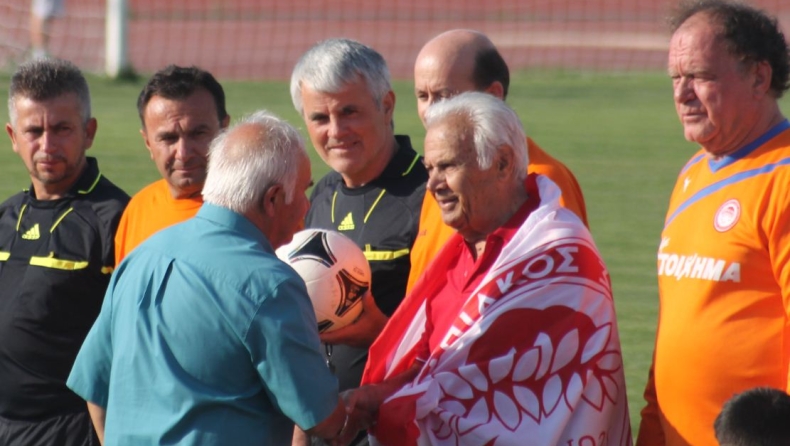 «Εφυγε» ο Mπάμπης Δρόσος (pics)