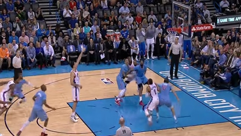 Τραυματίστηκε και έβαλε τη βολή με... αντίθετο χέρι! (vid)