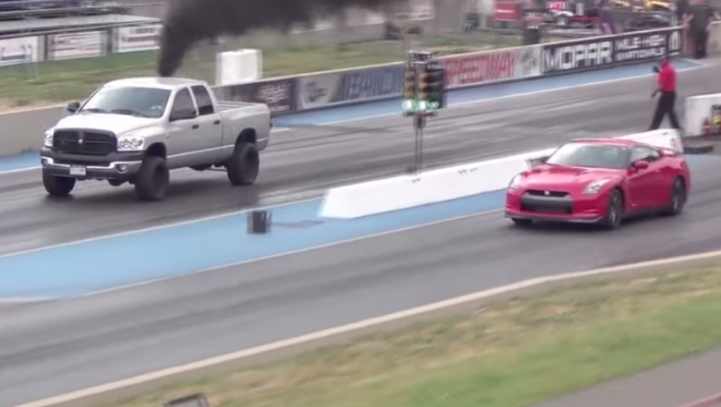 Nissan GTR vs RAM 3500