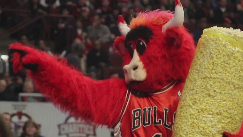 ΤΑ γενέθλια! (vid)