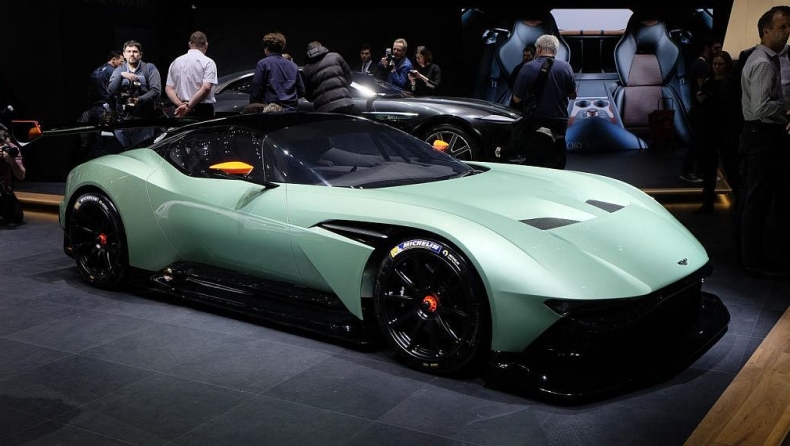 Αποκάλυψη της Aston Martin Vulcan
