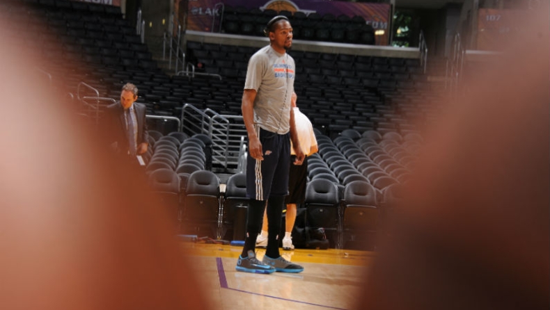 Παραμένει στα... πιτς ο Ντουράντ