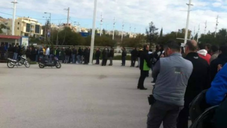 Αμόκ στον ΑΕΚτσή για ένα εισιτήριο! (pics+vid)