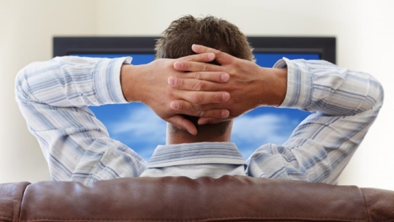 Super League από τον καναπέ...