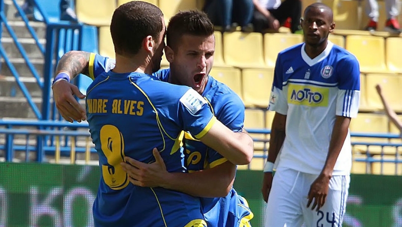 Κλείνει Μαρτίνες ο Ολυμπιακός