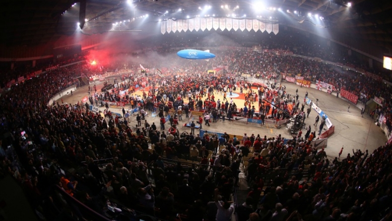 Οι τρελοί πανηγυρισμοί στο ΣΕΦ! (pics & vids)