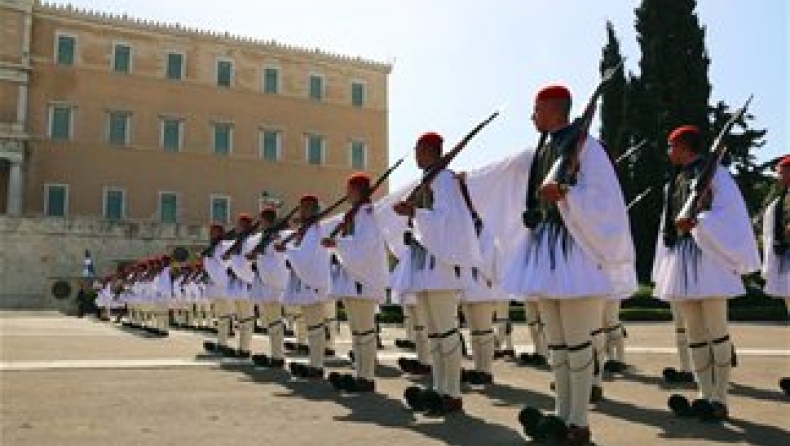 Στα άδυτα της Προεδρικής Φρουράς (pics)