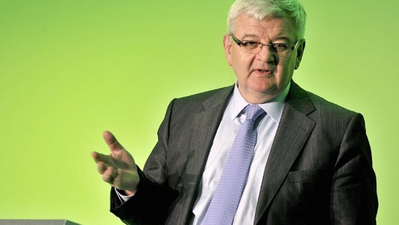 Φίσερ: «Ο Τσίπρας στη χώρα των Ονείρων»