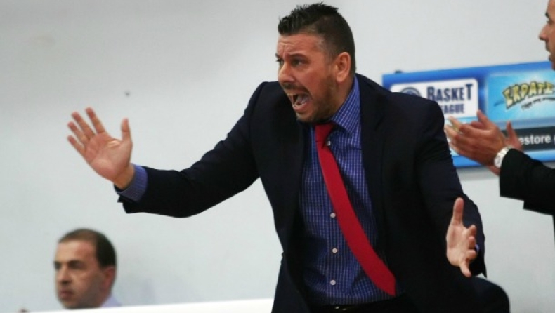 Μαθαίνει δίπλα στον Ομπράντοβιτς ο Παπαθεοδώρου