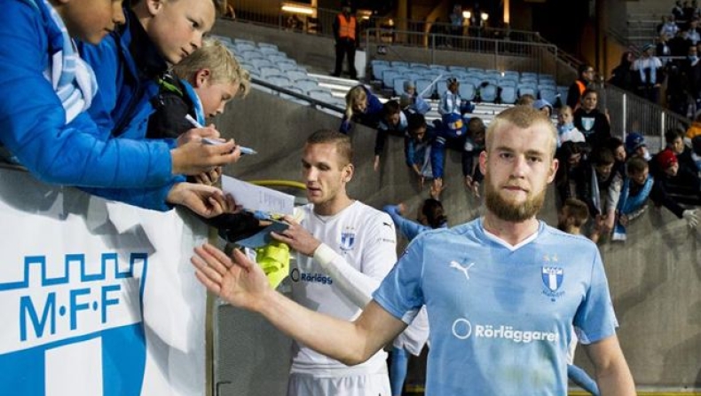 «Θα φύγει ο Χελάντερ»