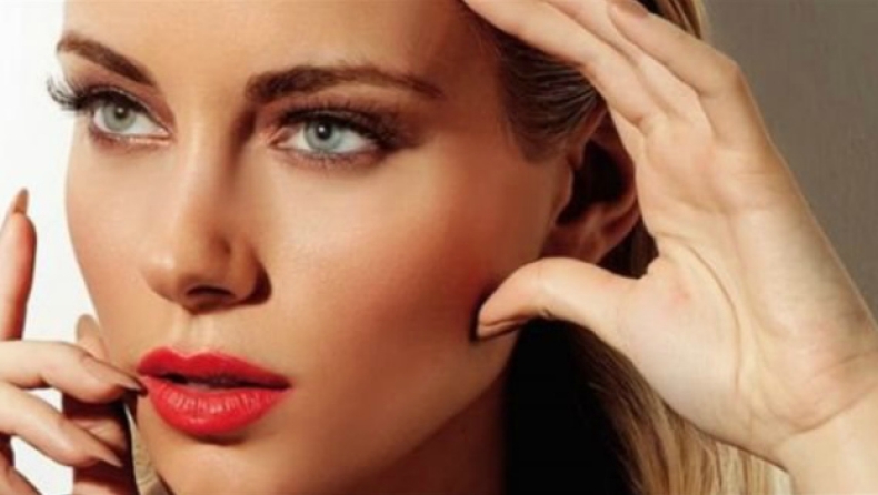 Διάσημες, γοητευτικές, Eλληνίδες και... άβαφες (pics)