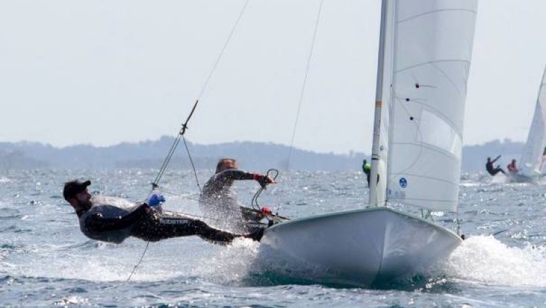 Υποχώρησαν τα 470