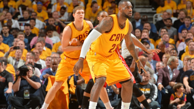 ΛεΜπρον σε... άμυνα & επίθεση! (vid)