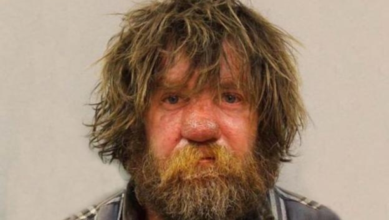 Έχει συλληφθεί 492 φορές γιατί κυκλοφορούσε μεθυσμένος δημόσια (pics)
