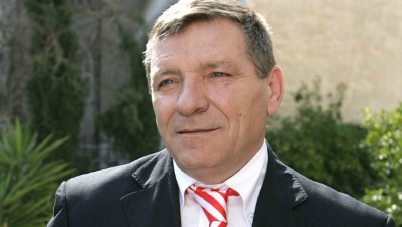 Στο πλευρό του Σέστιτς ο Ολυμπιακός (vids)