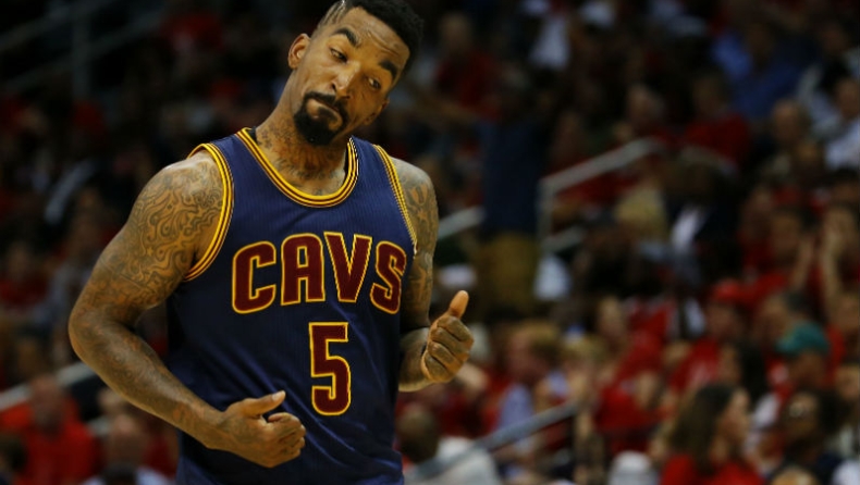 JR Σμιθ... on fire! (vid)