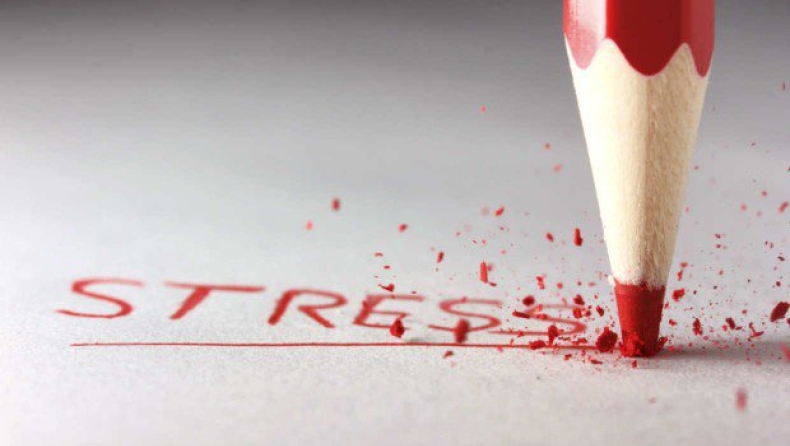 4 νευρικές συνήθειες που αποκαλύπτουν ότι έχετε κρυφό στρες! (pics)