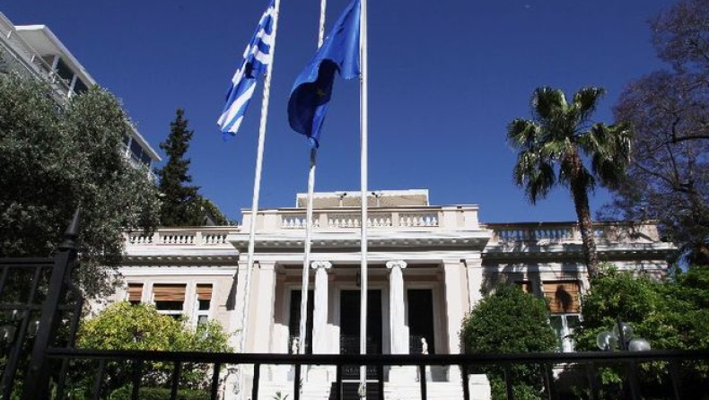 Αναβάλλεται η συνάντηση του Τσίπρα με τους κοινωνικούς εταίρους